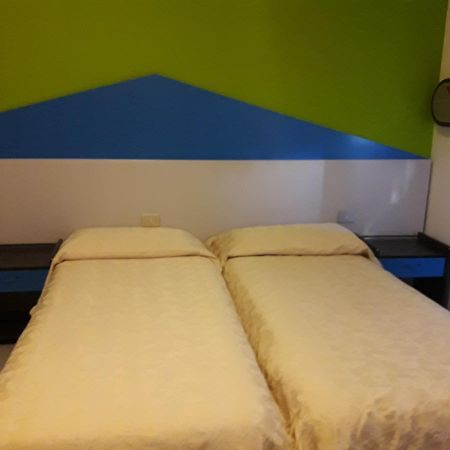 Albergo Piccadilly Медолаго Экстерьер фото